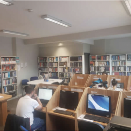 Biblioteca IBAT College